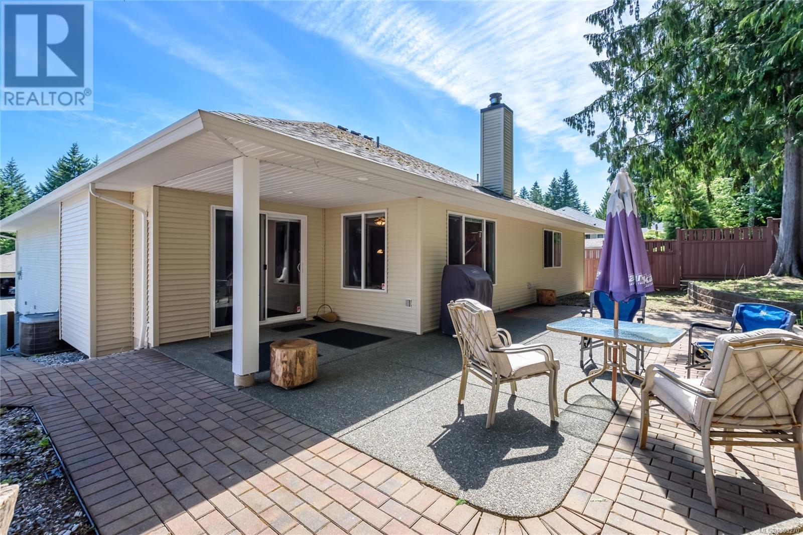 4651 Salal Pl, Courtenay, British Columbia  V9N 4A1 - Photo 5 - 1003270