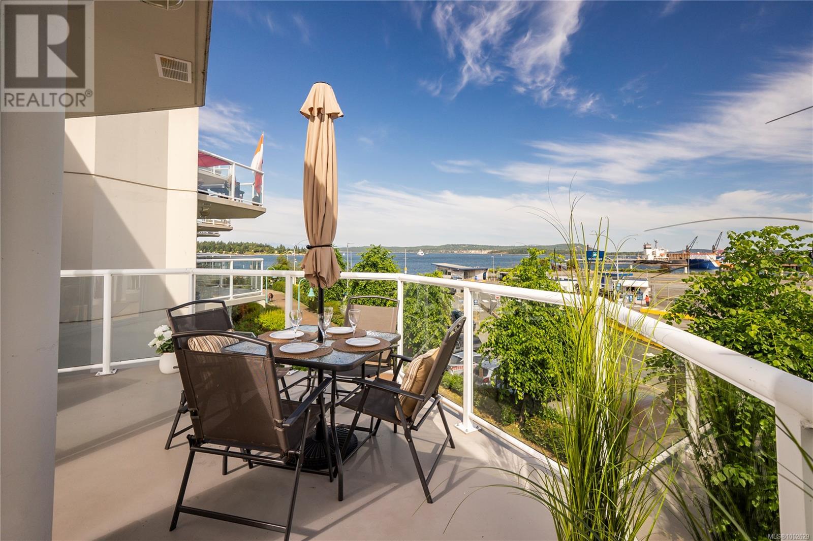 305 158 Promenade Dr, Nanaimo, British Columbia  V9R 6M7 - Photo 8 - 1002629