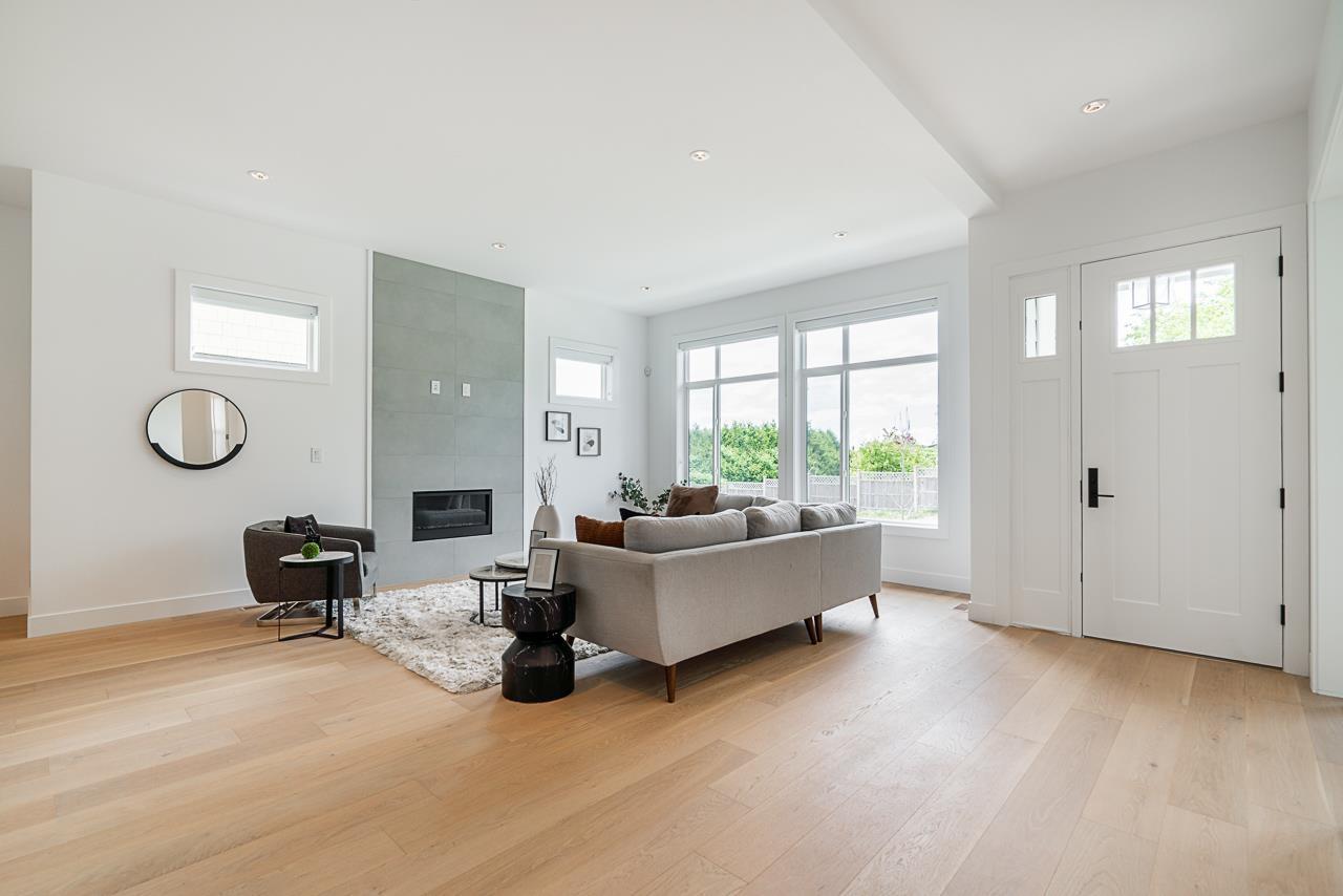 1938 167a Street, Surrey, British Columbia  V3Z 1K2 - Photo 2 - R3012653