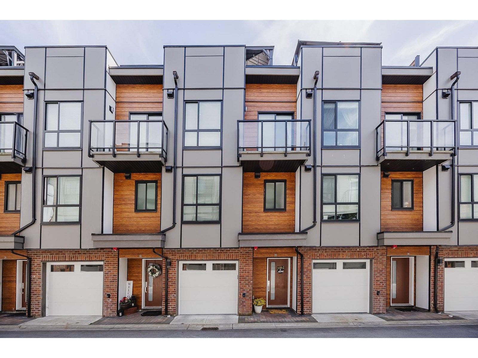 33 19760 55 AVENUE, Langley, British Columbia