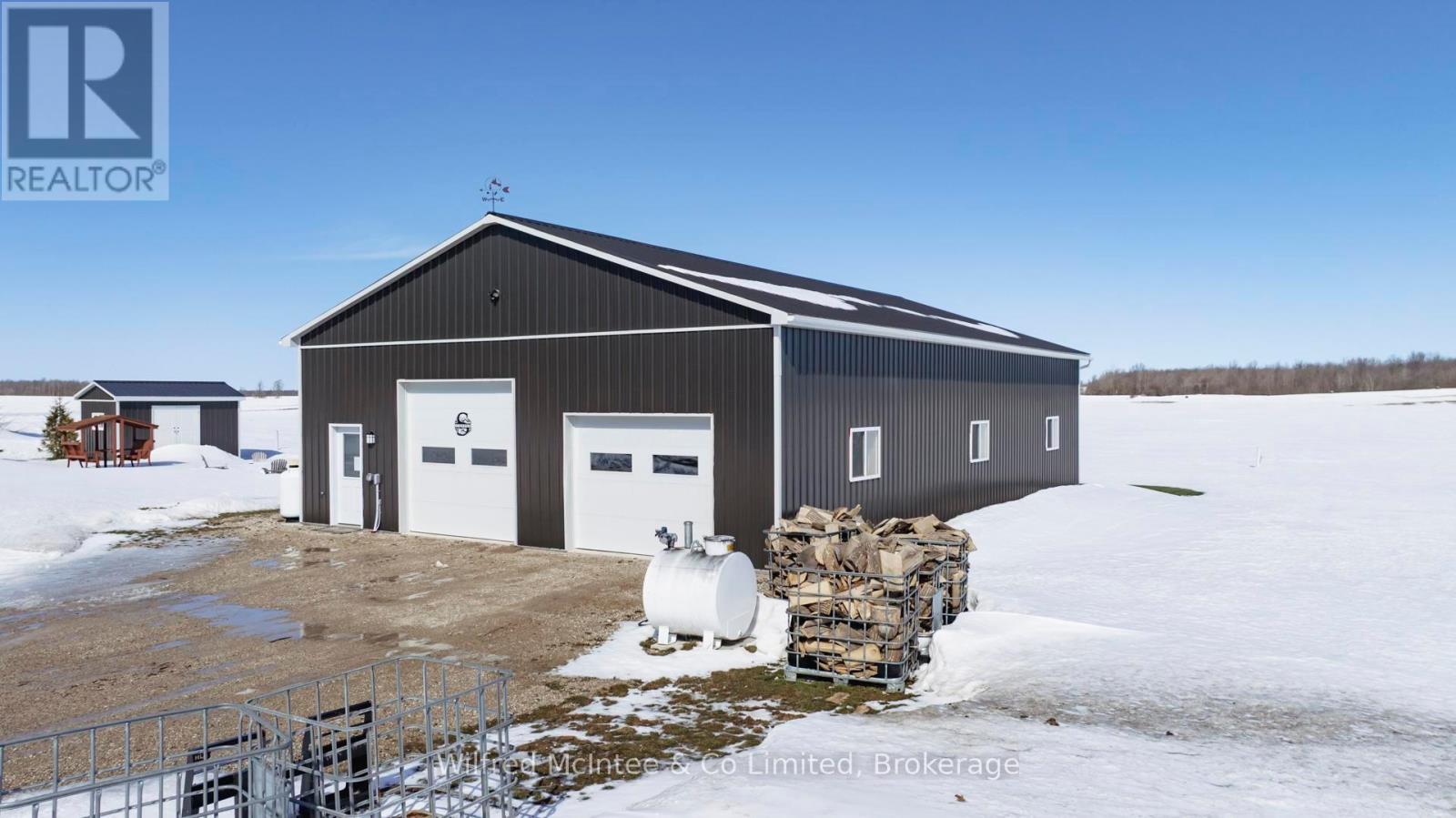 422 Hayes Lake Avenue, Huron-Kinloss, Ontario  N0G 2B0 - Photo 10 - X12010280