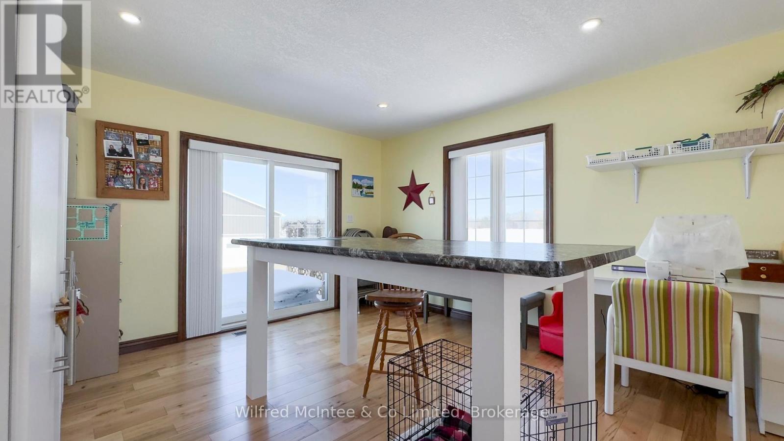 422 Hayes Lake Avenue, Huron-Kinloss, Ontario  N0G 2B0 - Photo 40 - X12010280