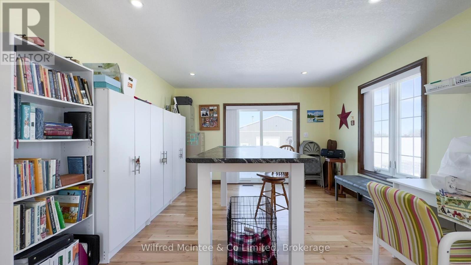 422 Hayes Lake Avenue, Huron-Kinloss, Ontario  N0G 2B0 - Photo 44 - X12010280