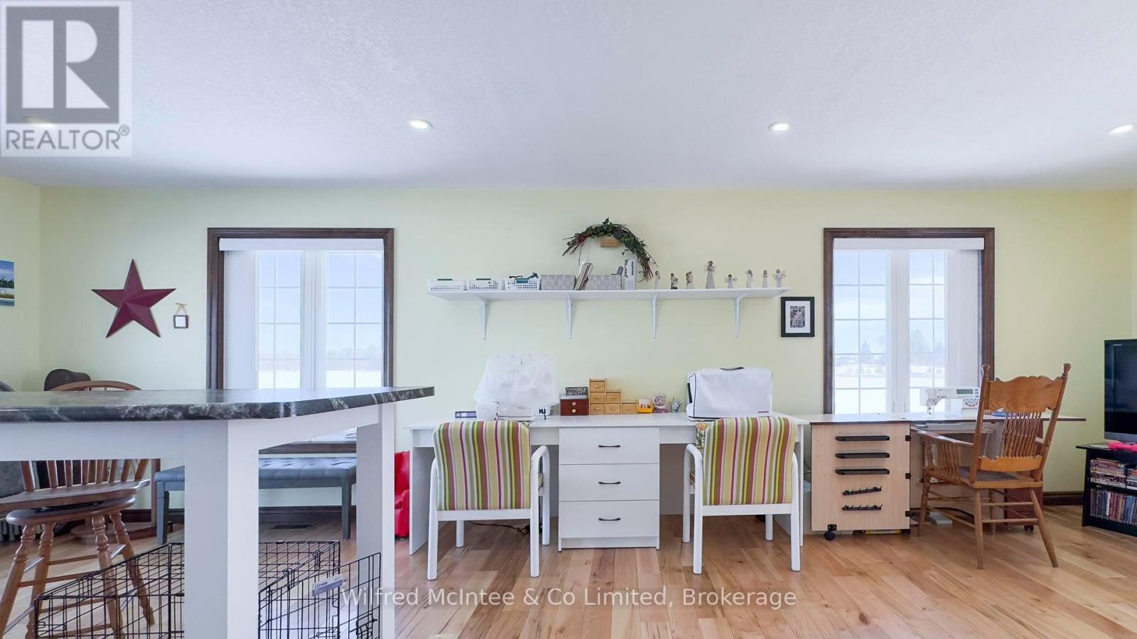 422 Hayes Lake Avenue, Huron-Kinloss, Ontario  N0G 2B0 - Photo 41 - X12010280