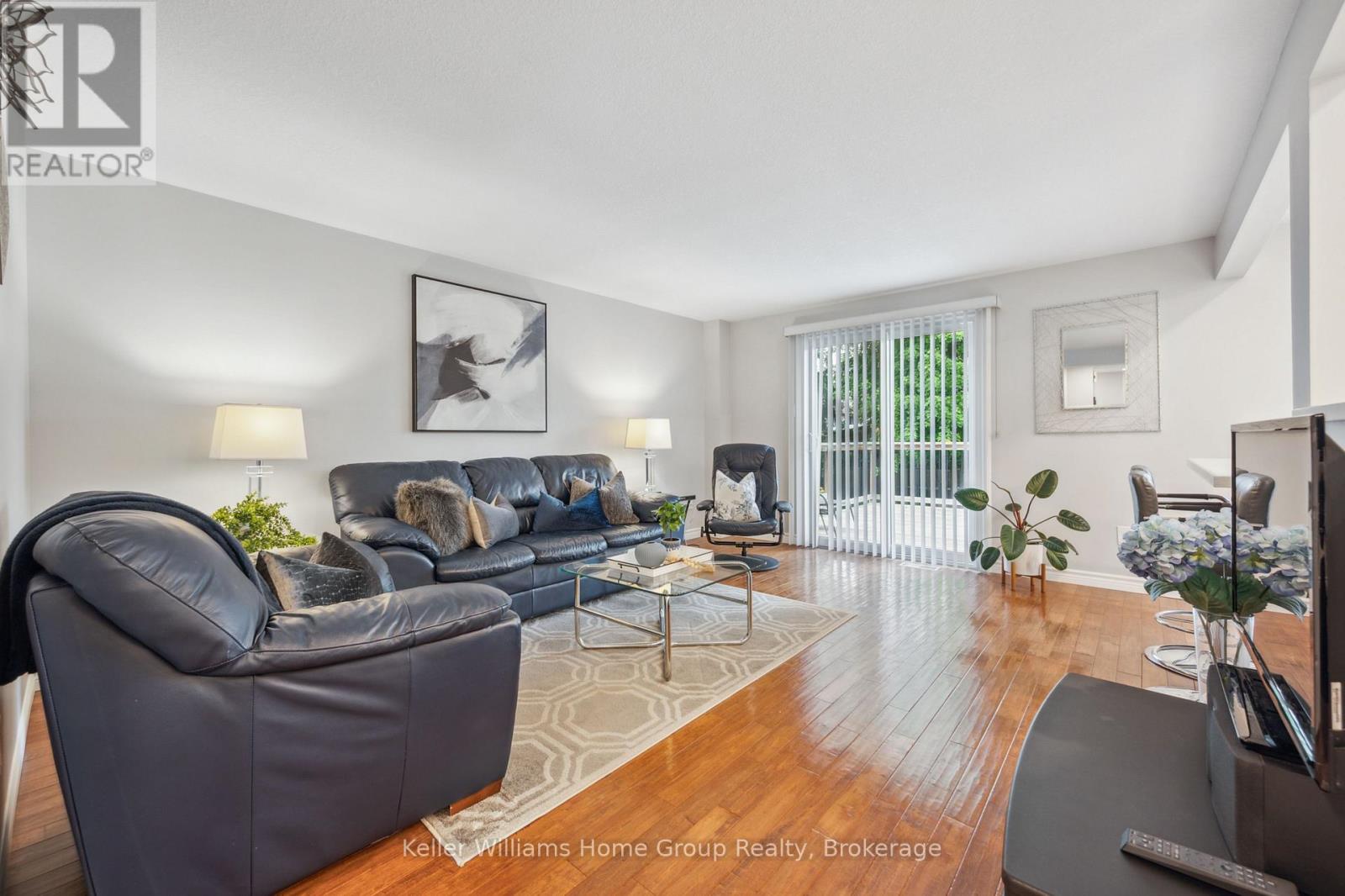 375 Imperial Road S, Guelph (Willow West/sugarbush/west Acres), Ontario  N1K 1L3 - Photo 11 - X12216127