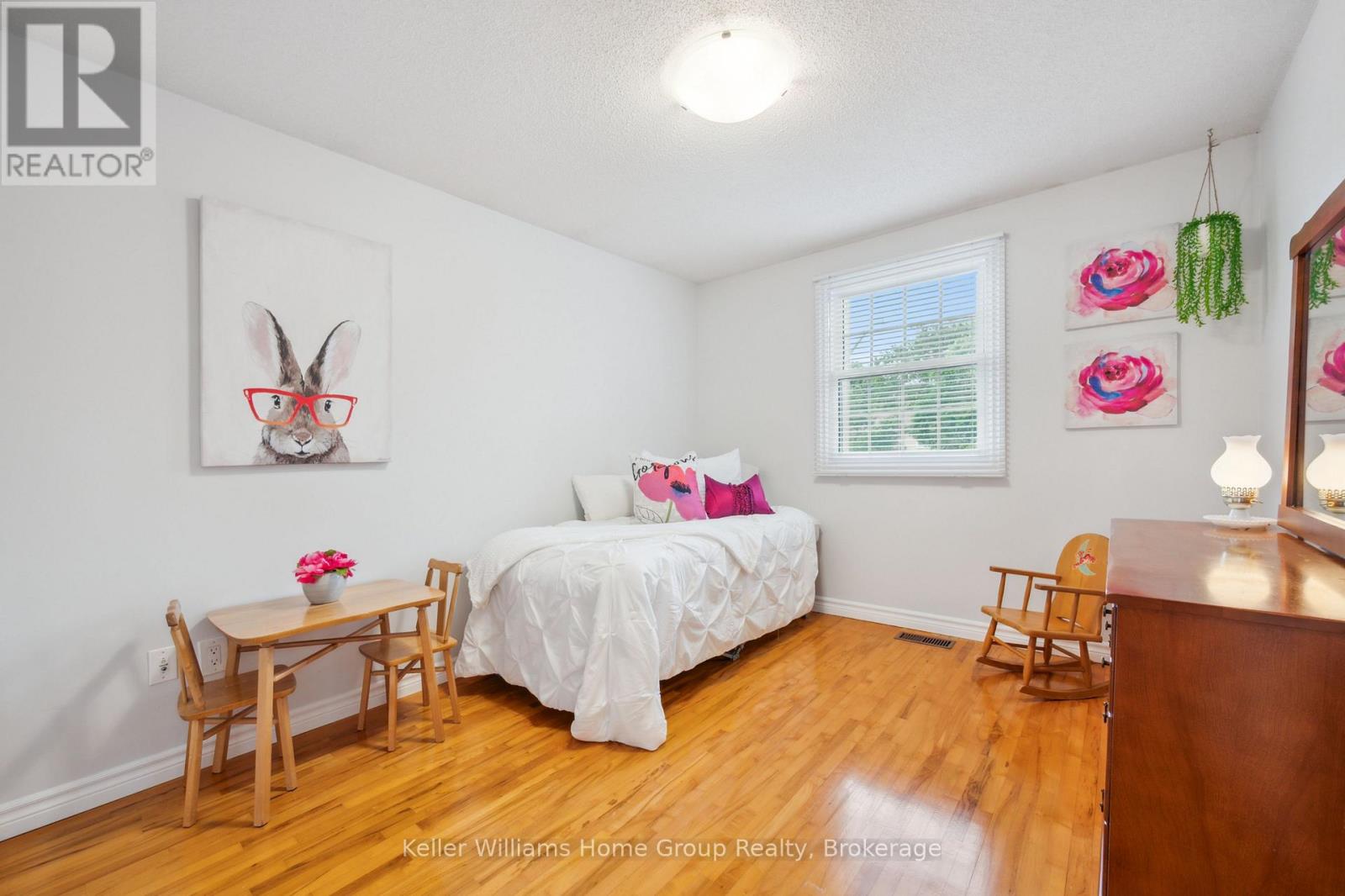 375 Imperial Road S, Guelph (Willow West/sugarbush/west Acres), Ontario  N1K 1L3 - Photo 29 - X12216127