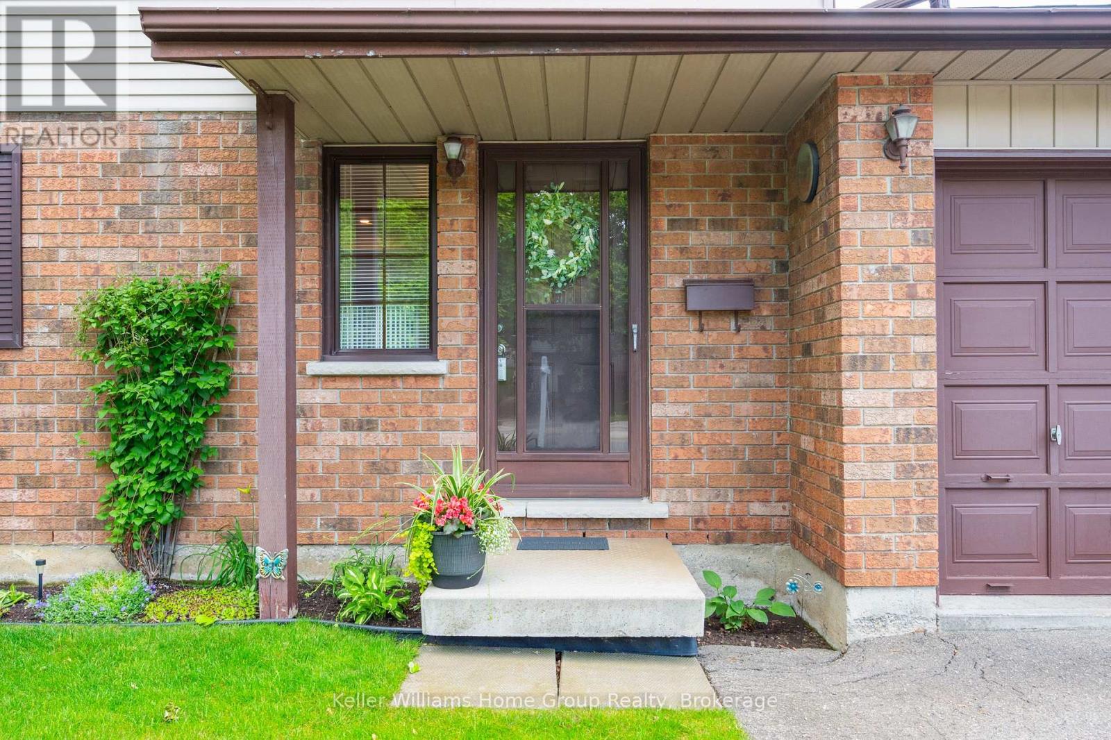 375 Imperial Road S, Guelph (Willow West/sugarbush/west Acres), Ontario  N1K 1L3 - Photo 8 - X12216127