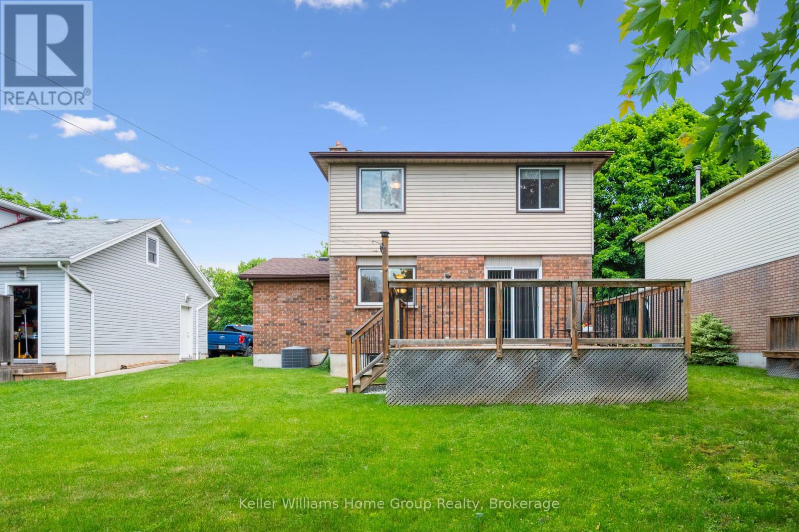 375 Imperial Road S, Guelph (Willow West/sugarbush/west Acres), Ontario  N1K 1L3 - Photo 39 - X12216127