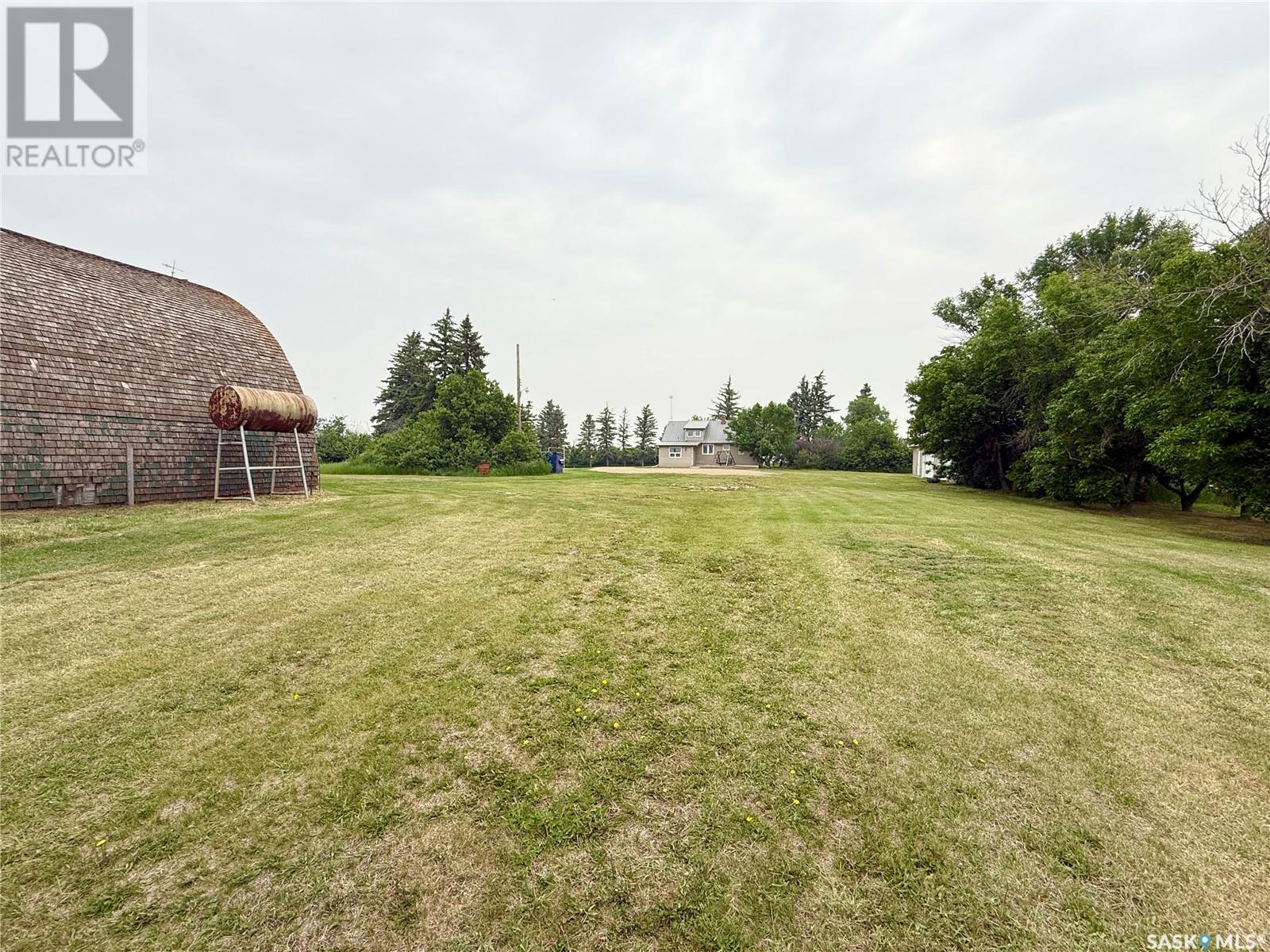 South Weyburn Acreage, weyburn rm no. 67, Saskatchewan