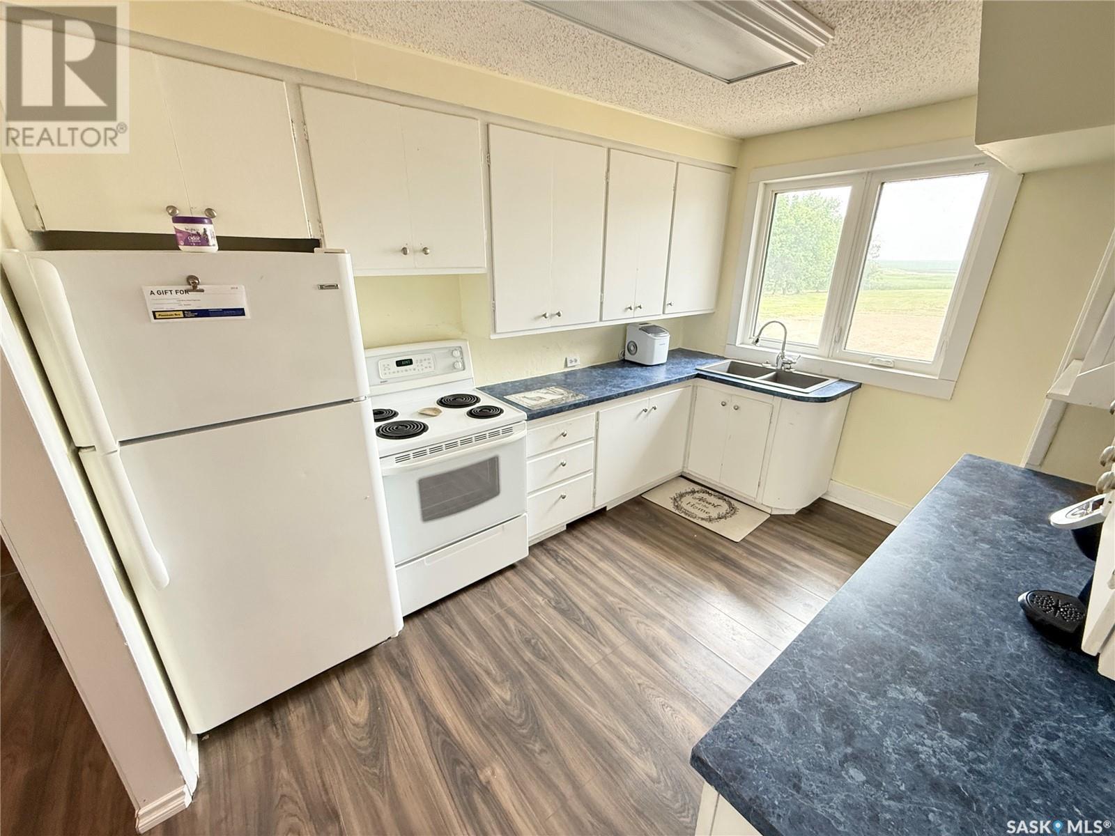 South Weyburn Acreage, Weyburn Rm No. 67, Saskatchewan  S4H 2K1 - Photo 22 - SK009275