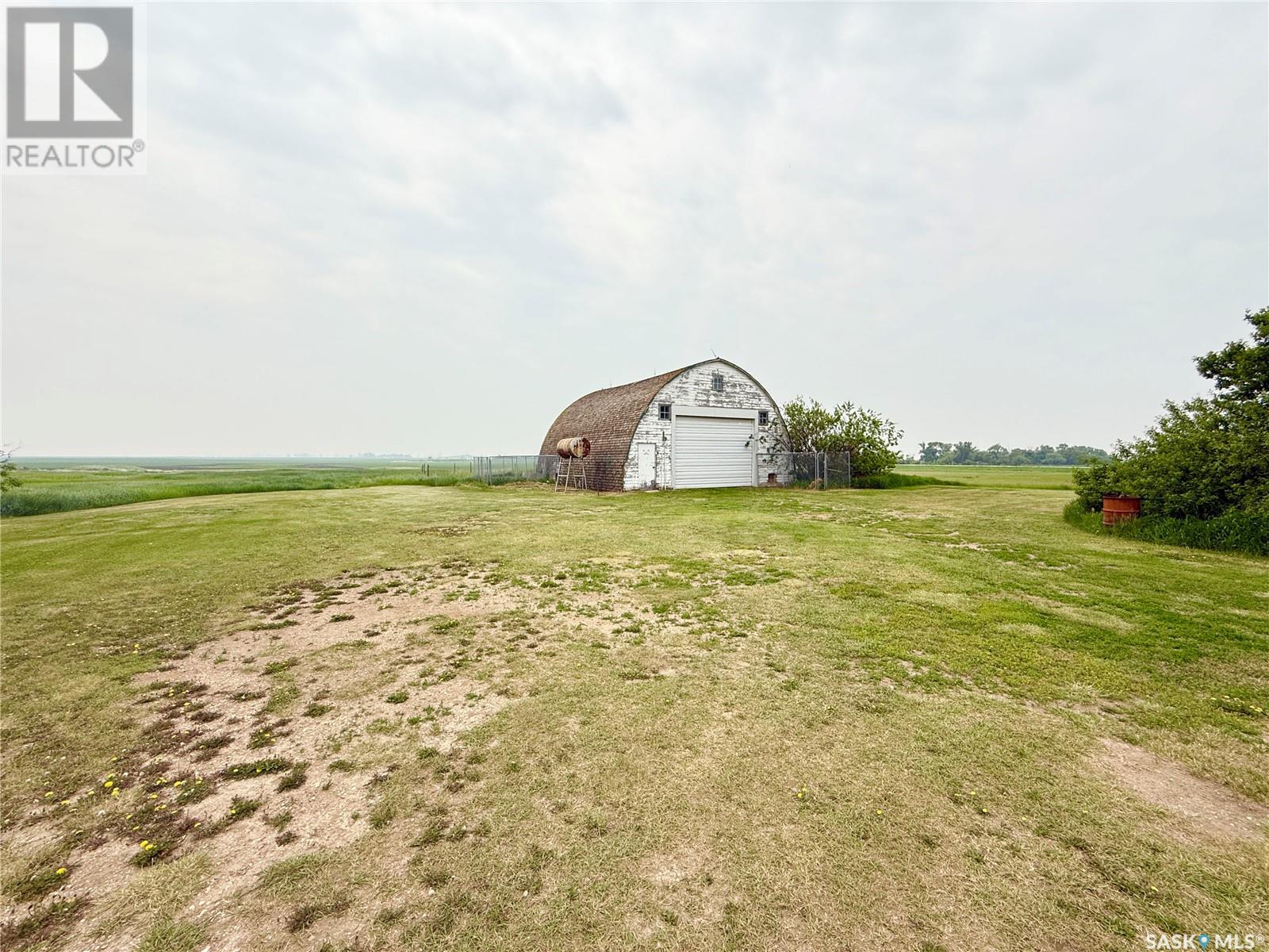 South Weyburn Acreage, Weyburn Rm No. 67, Saskatchewan  S4H 2K1 - Photo 6 - SK009275