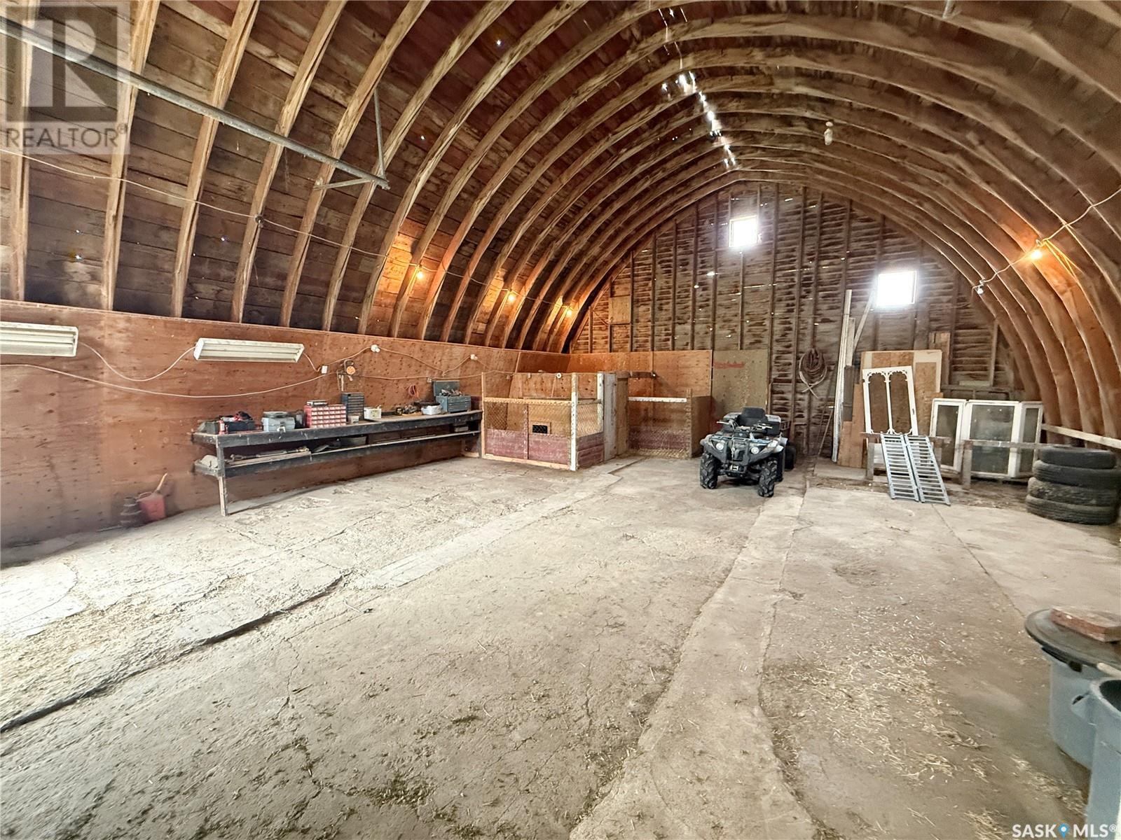 South Weyburn Acreage, Weyburn Rm No. 67, Saskatchewan  S4H 2K1 - Photo 8 - SK009275