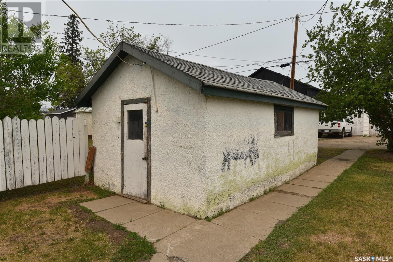303 2nd Street W, Nipawin, Saskatchewan  S0E 1E0 - Photo 14 - SK009180