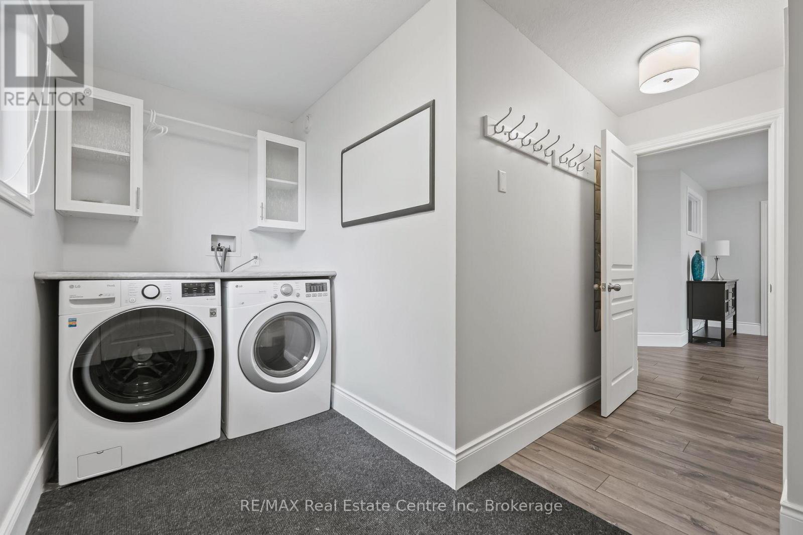 52 Bond Court, Guelph, Ontario  N1H 8N7 - Photo 15 - X12216185