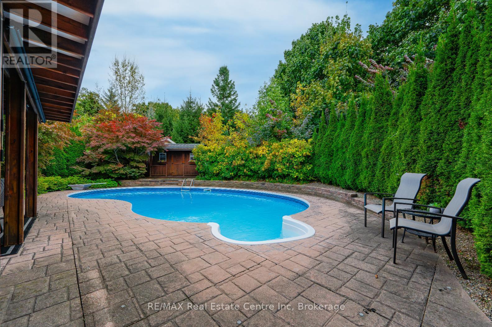 52 Bond Court, Guelph, Ontario  N1H 8N7 - Photo 34 - X12216185