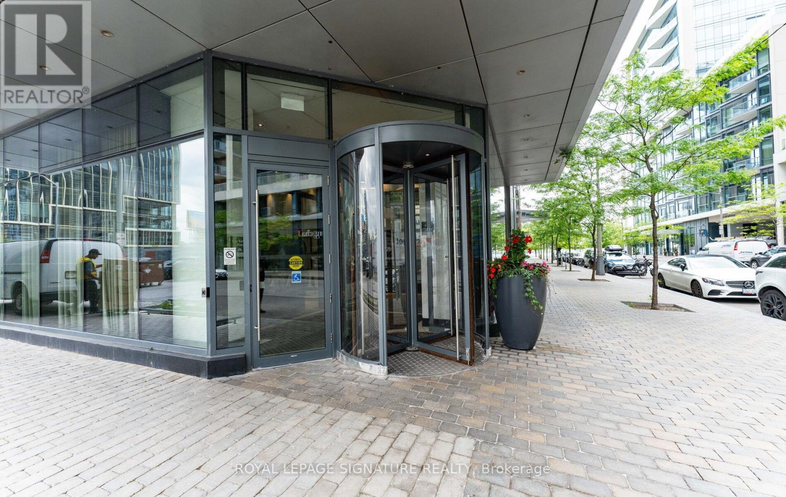 Ph35 - 1 Edgewater Drive, Toronto, Ontario  M5A 0L1 - Photo 9 - C12210834