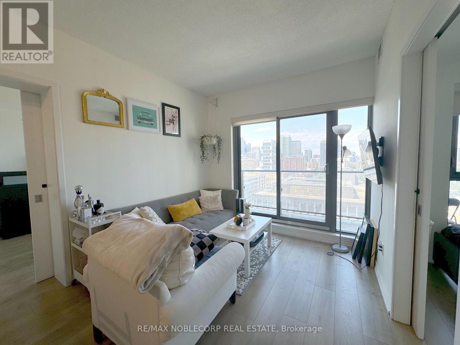 2107 - 159 Dundas Street E, Toronto, Ontario  M5B 0A9 - Photo 4 - C12216198