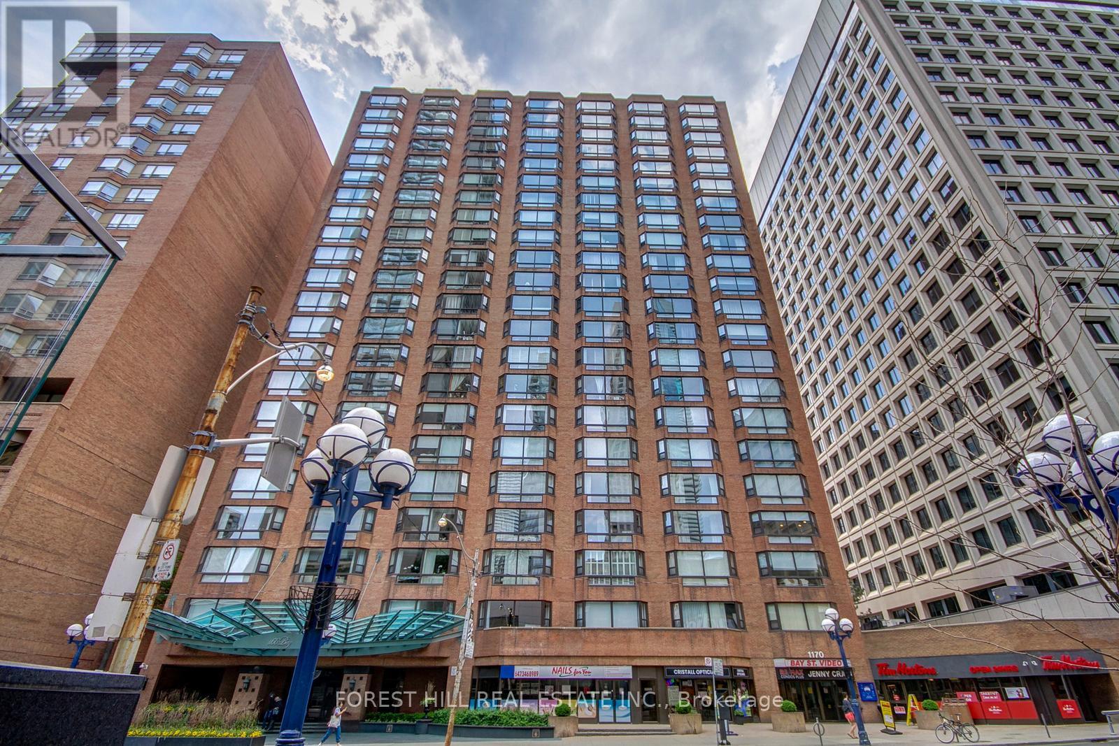 1105 - 1166 BAY STREET, Toronto, Ontario