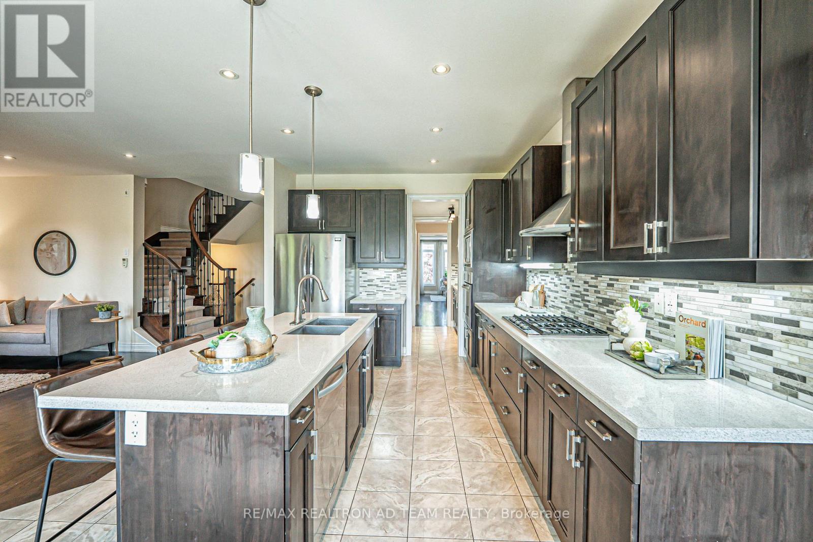 39 Beverton Crescent, Ajax (Northwest Ajax), Ontario  L1T 0L8 - Photo 14 - E12216220