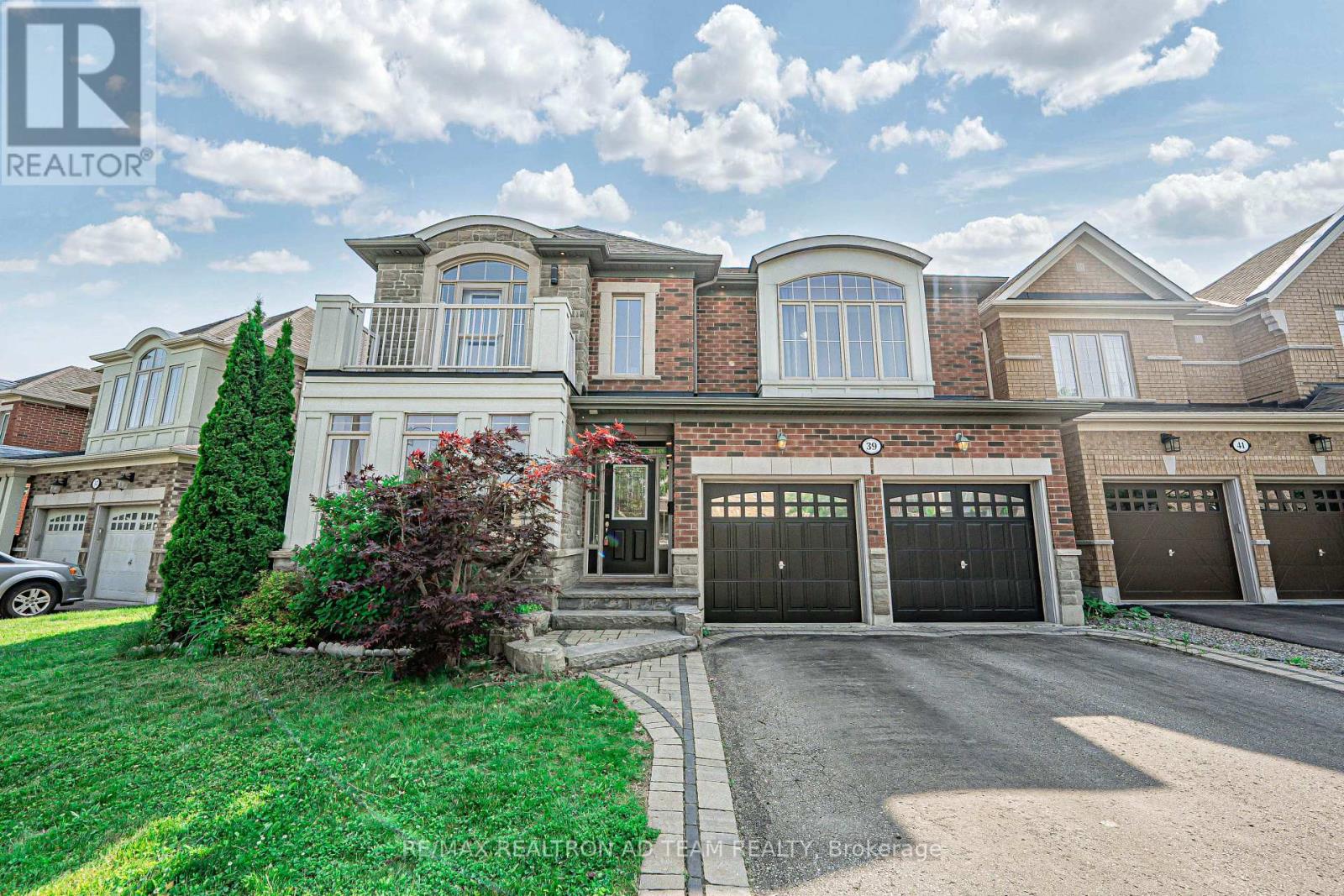 39 Beverton Crescent, Ajax (Northwest Ajax), Ontario  L1T 0L8 - Photo 2 - E12216220