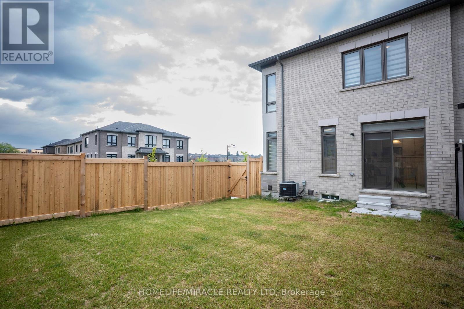 1250 Rexton Drive, Oshawa (Kedron), Ontario  L1H 8L7 - Photo 45 - E12216218