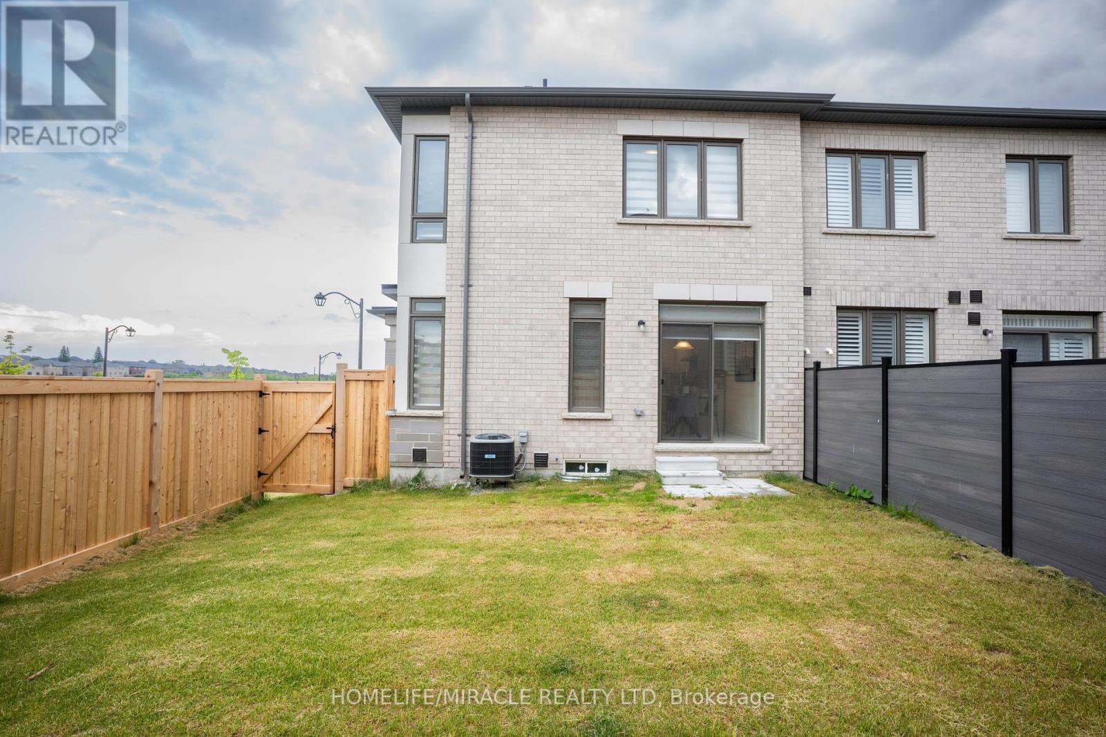 1250 Rexton Drive, Oshawa (Kedron), Ontario  L1H 8L7 - Photo 46 - E12216218