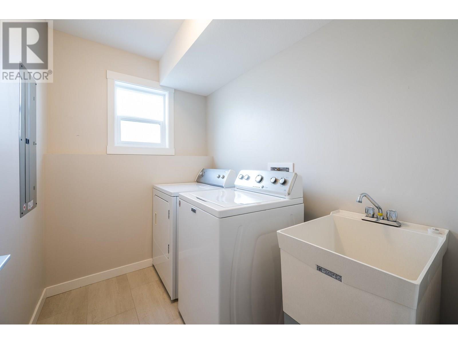 2198 Saddleback Drive, Kamloops, British Columbia  V2B 0G7 - Photo 26 - 10352005