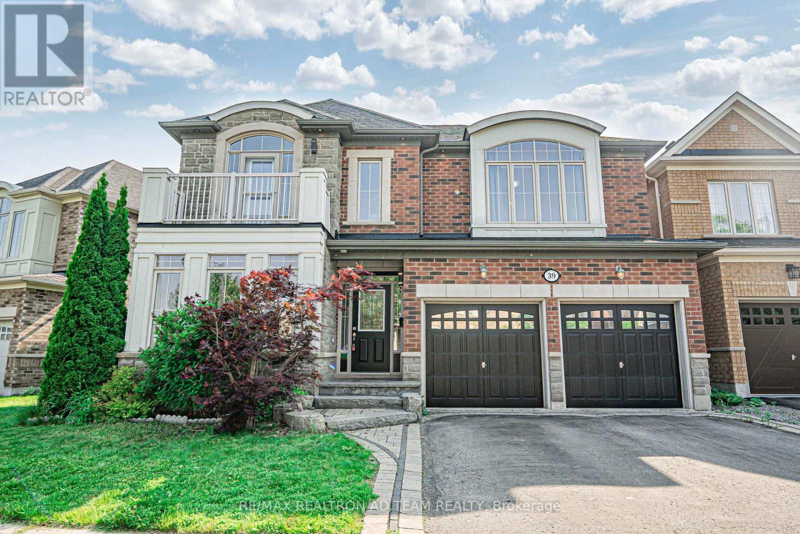 39 BEVERTON CRESCENT, Ajax, Ontario