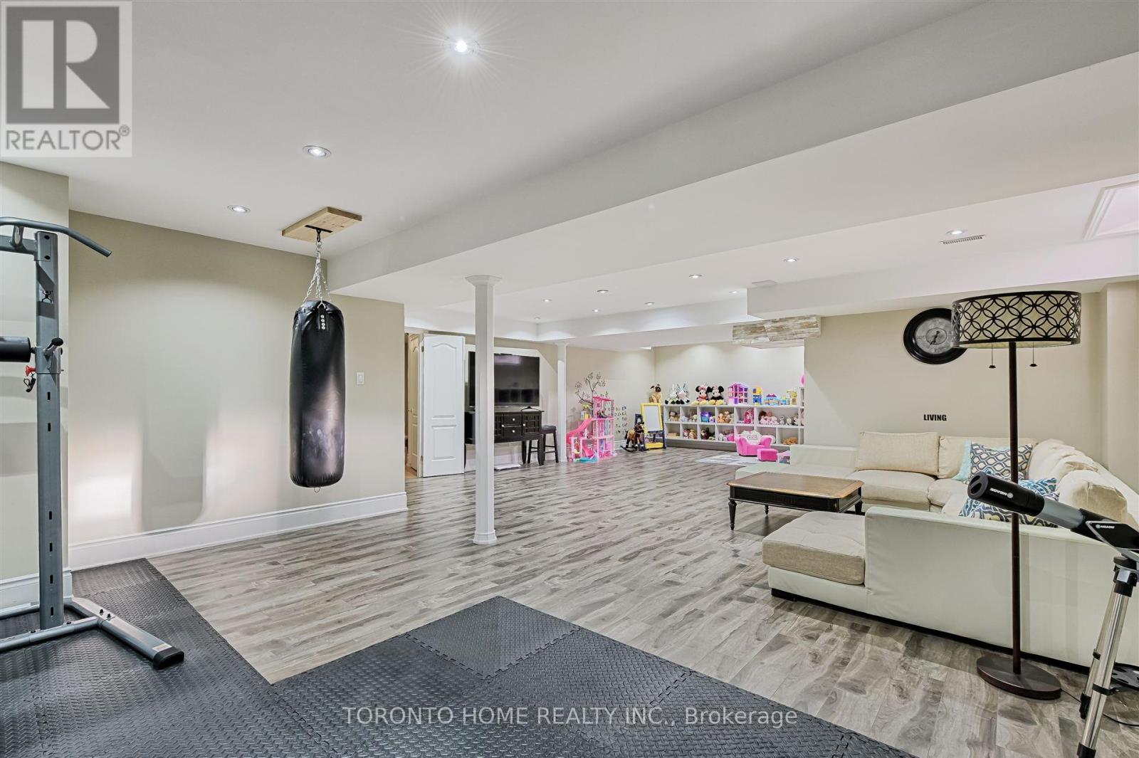1799 Grayabbey Court, Pickering, Ontario  L1V 7G2 - Photo 37 - E12216242