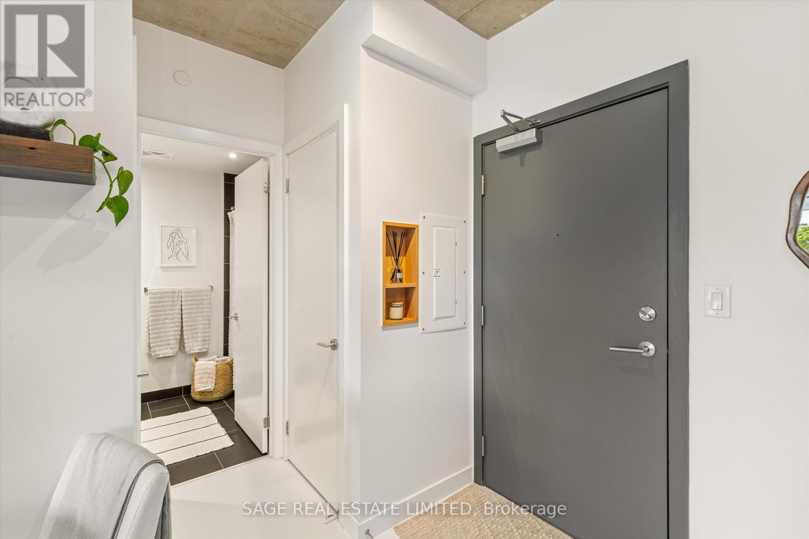 406 - 246 Logan Avenue, Toronto (South Riverdale), Ontario  M4M 0E9 - Photo 8 - E12216250
