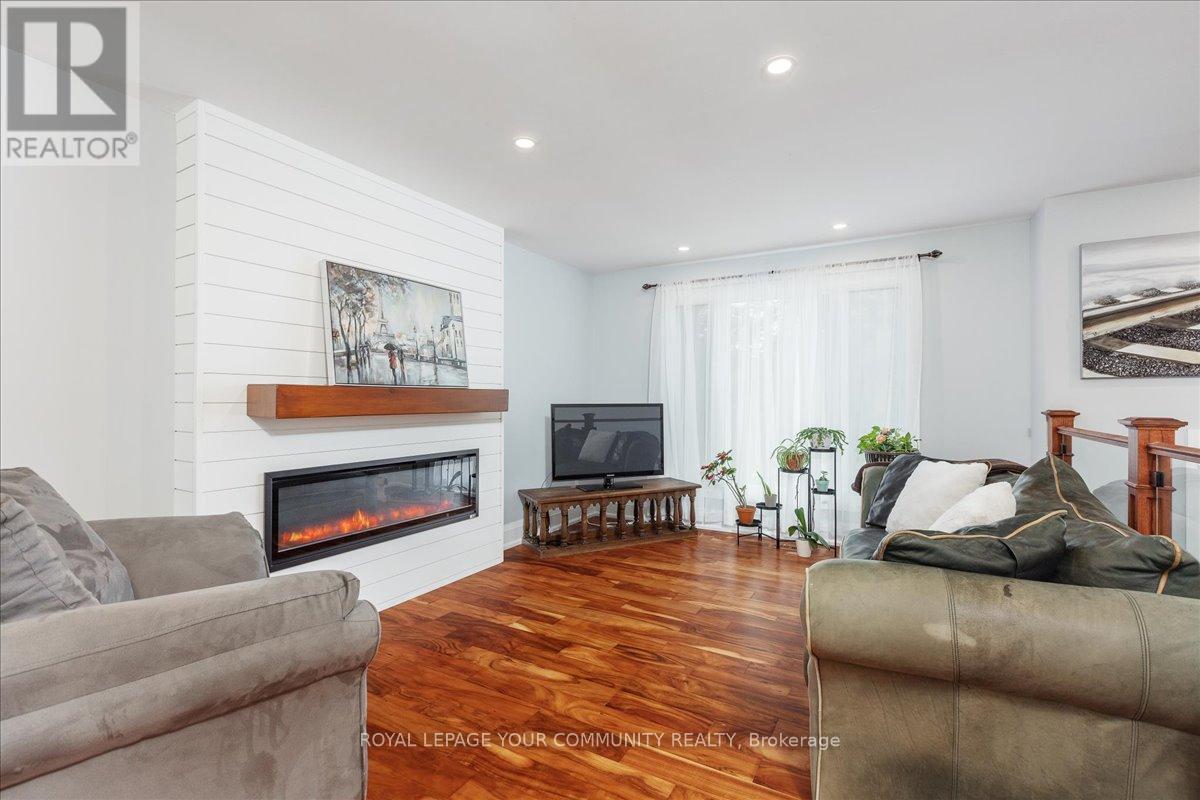 75 Holland River Boulevard, East Gwillimbury (Holland Landing), Ontario  L9N 1C3 - Photo 12 - N12215108
