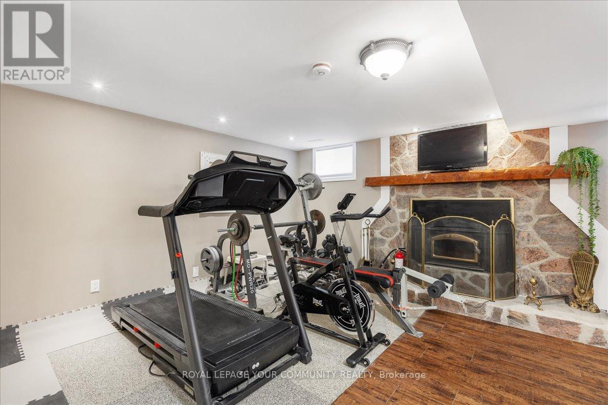 75 Holland River Boulevard, East Gwillimbury (Holland Landing), Ontario  L9N 1C3 - Photo 22 - N12215108