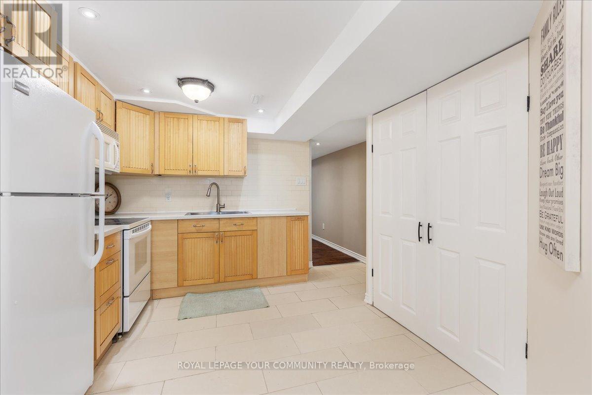 75 Holland River Boulevard, East Gwillimbury (Holland Landing), Ontario  L9N 1C3 - Photo 21 - N12215108
