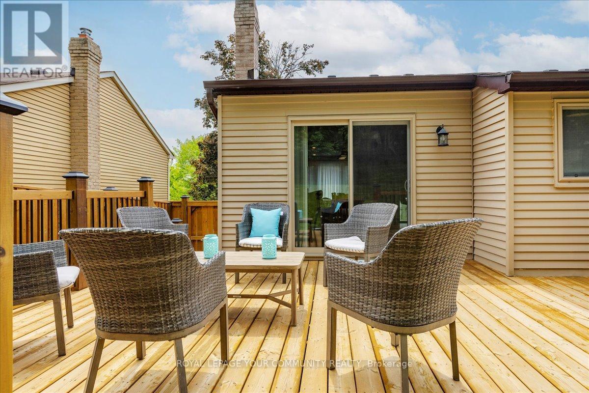 75 Holland River Boulevard, East Gwillimbury (Holland Landing), Ontario  L9N 1C3 - Photo 32 - N12215108