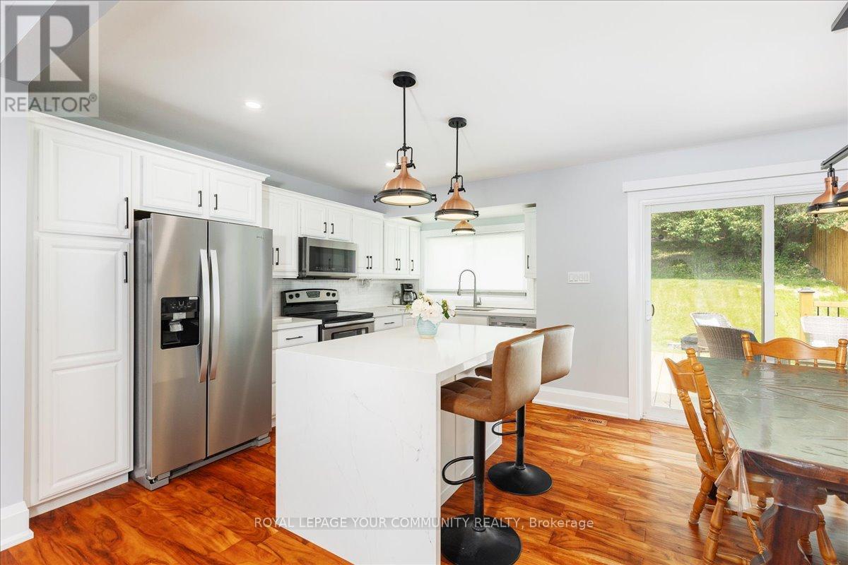 75 Holland River Boulevard, East Gwillimbury (Holland Landing), Ontario  L9N 1C3 - Photo 7 - N12215108