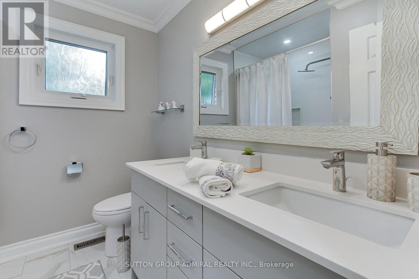 26 Tall Pines Trail, East Gwillimbury (Holland Landing), Ontario  L9N 1J5 - Photo 26 - N12215533