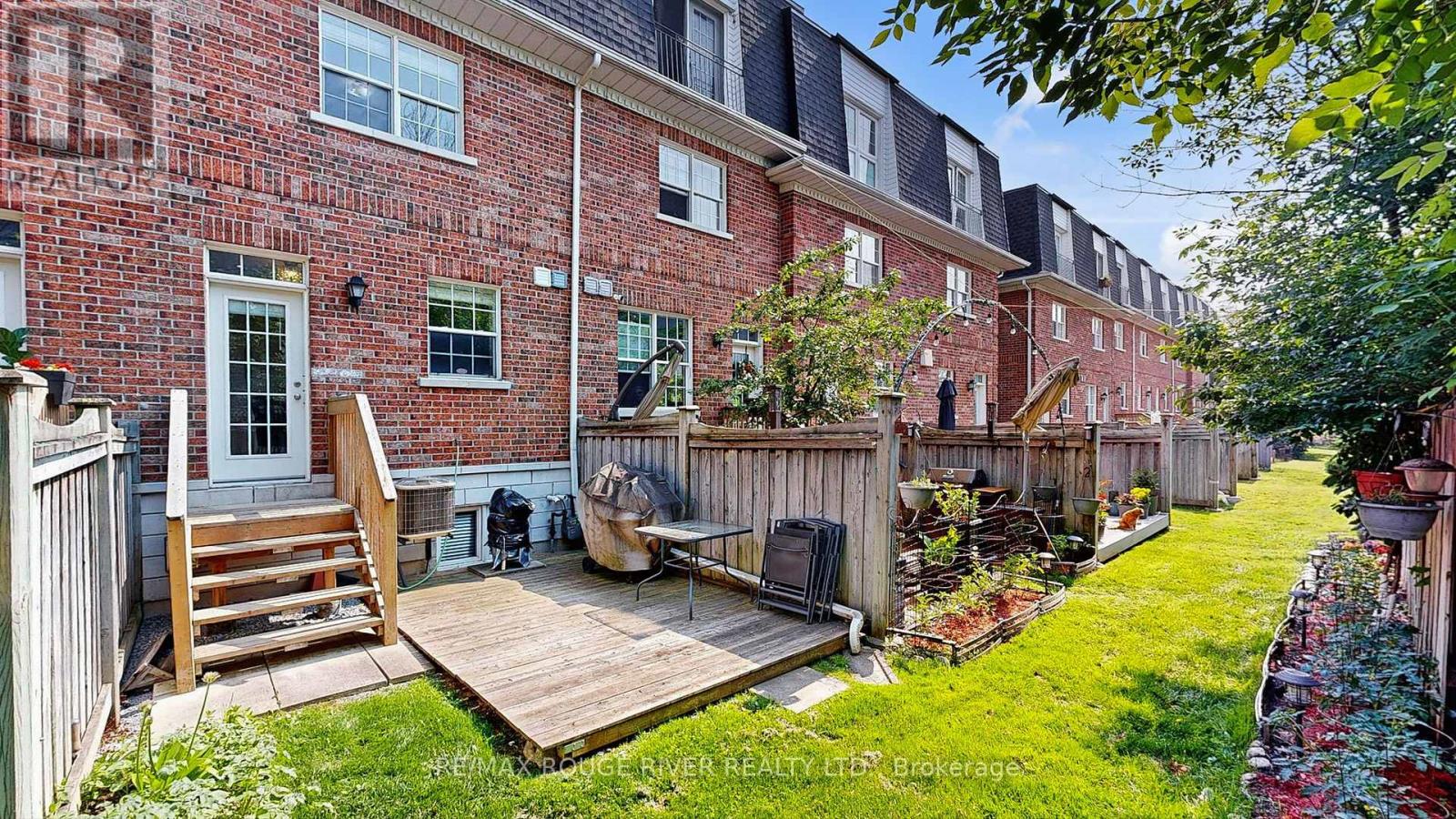 33 - 6 Leonard Street, Richmond Hill (Westbrook), Ontario  L4C 0L6 - Photo 35 - N12215779