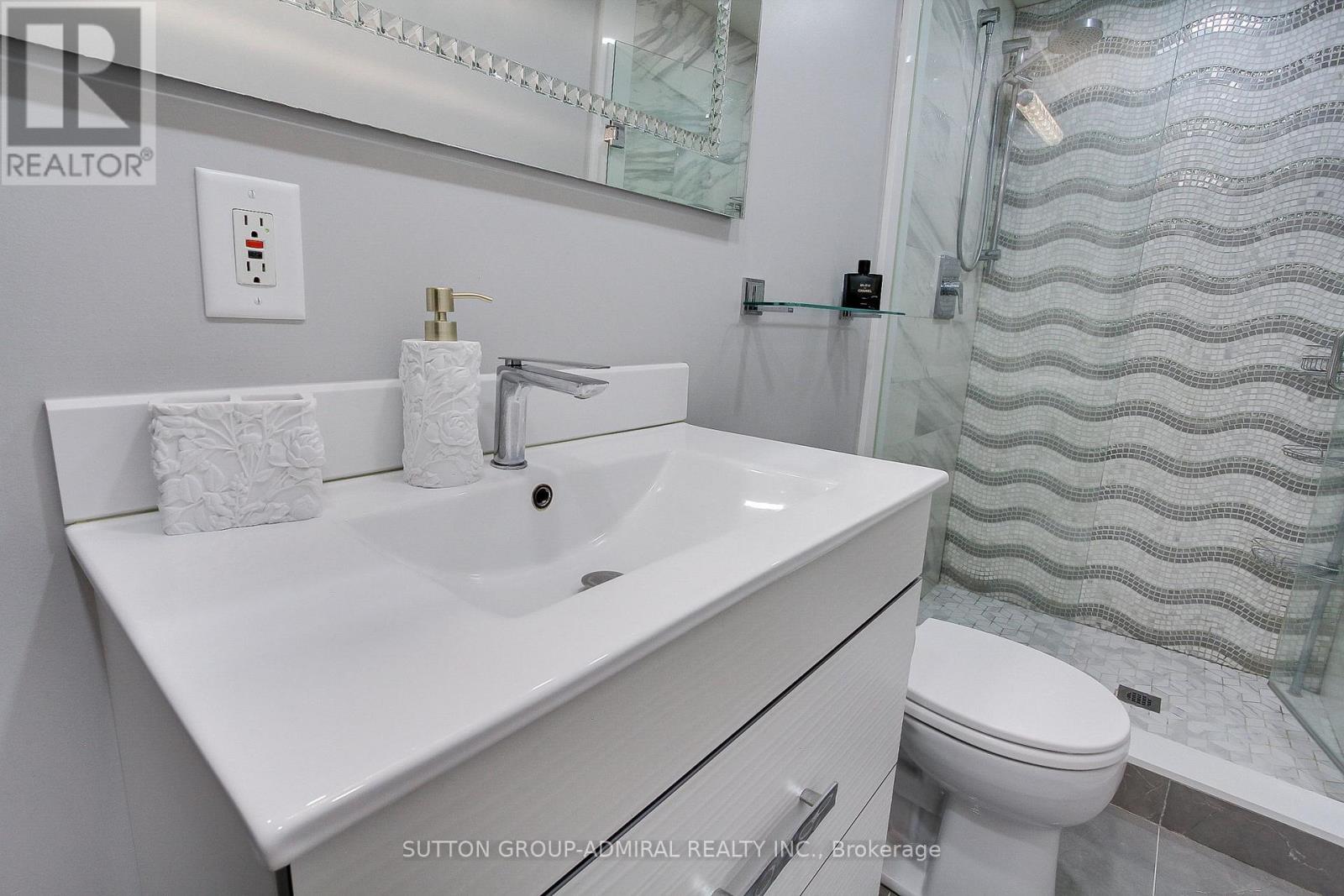 26 Tall Pines Trail, East Gwillimbury (Holland Landing), Ontario  L9N 1J5 - Photo 35 - N12215533