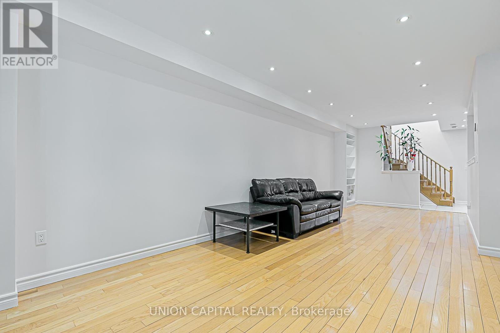 533 Bur Oak Avenue, Markham (Berczy), Ontario  L6C 2S5 - Photo 3 - N12216006