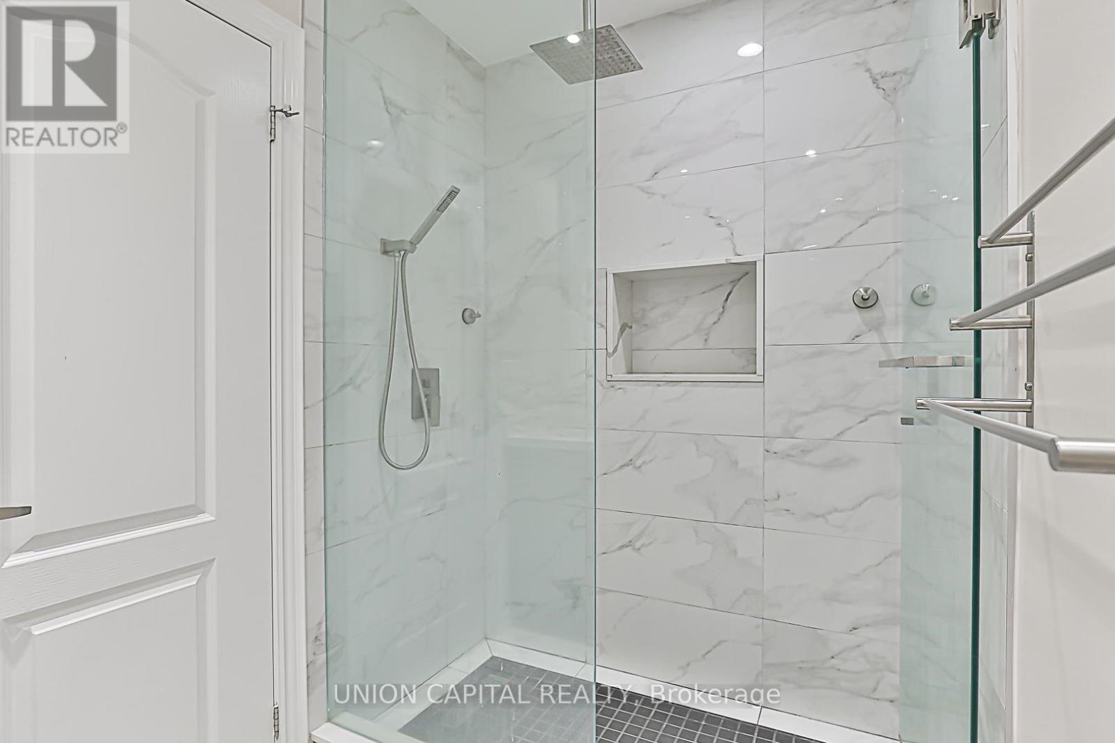 533 Bur Oak Avenue, Markham (Berczy), Ontario  L6C 2S5 - Photo 19 - N12216006