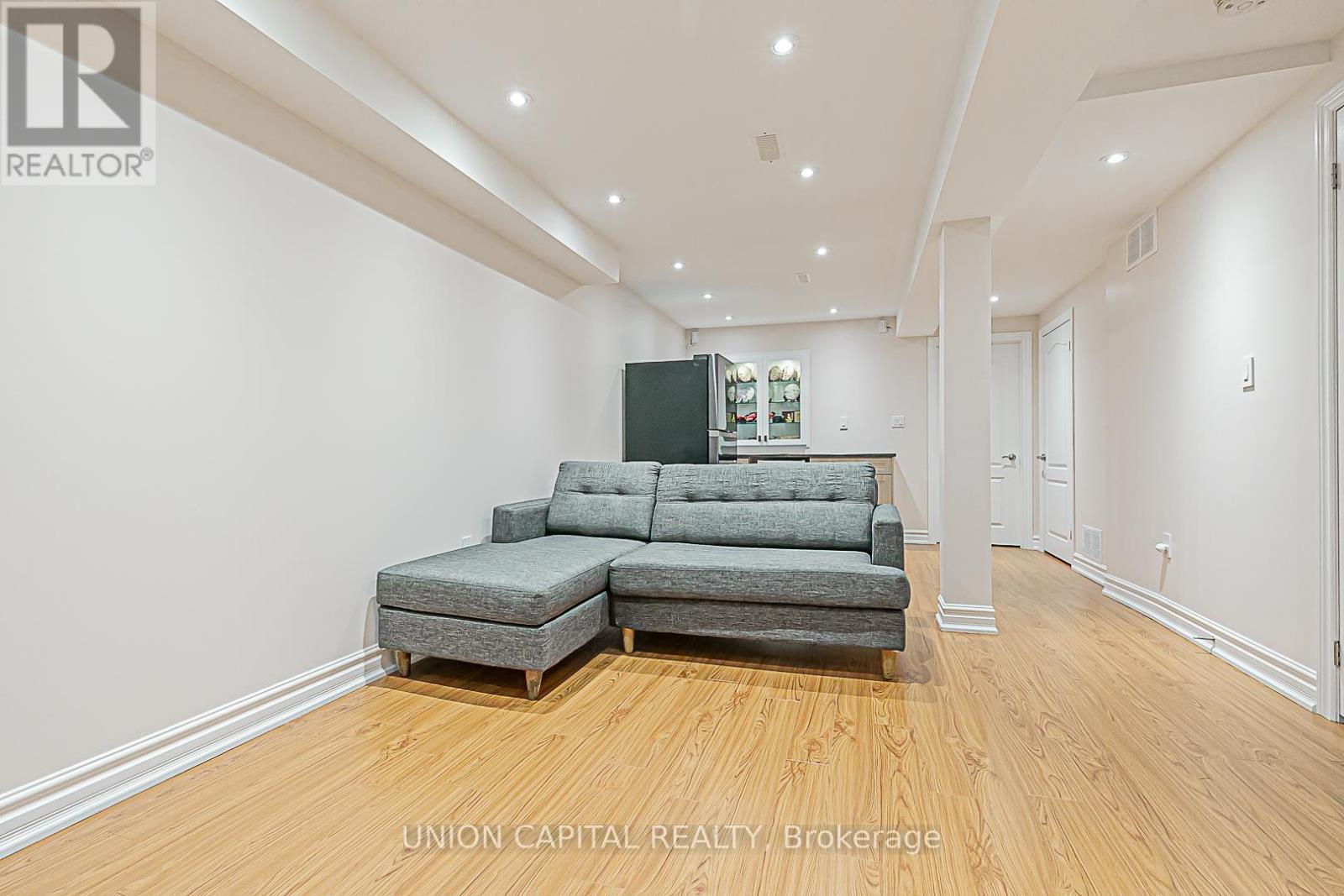 533 Bur Oak Avenue, Markham (Berczy), Ontario  L6C 2S5 - Photo 21 - N12216006