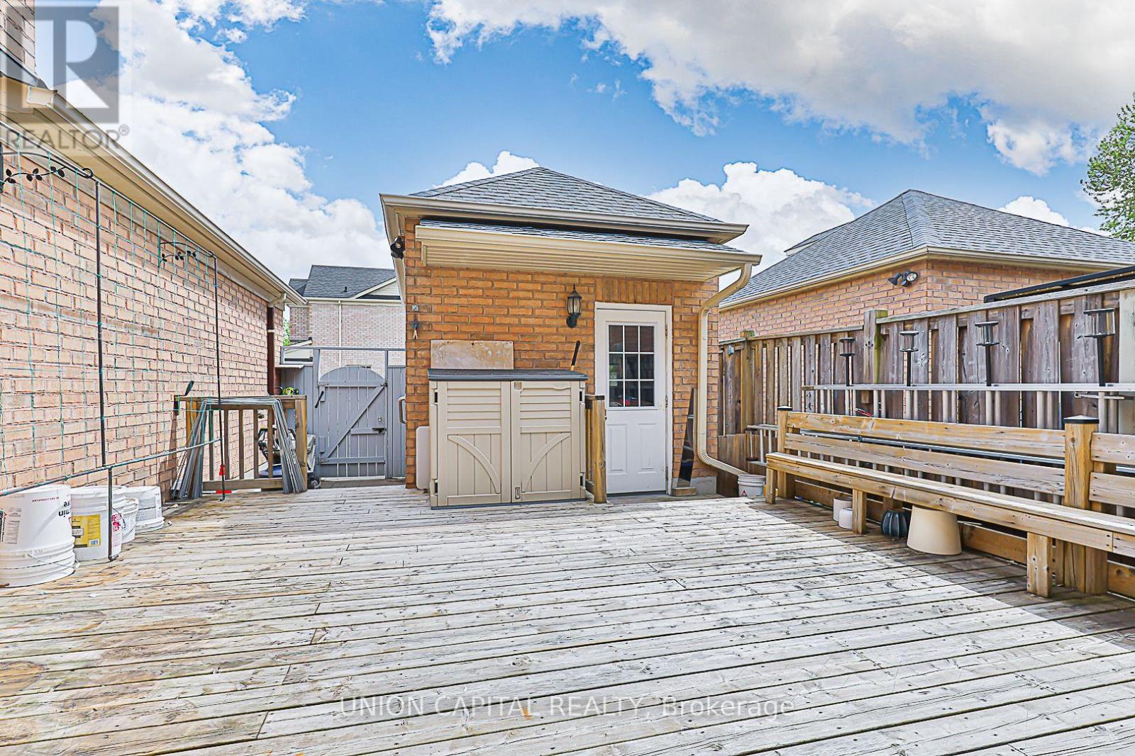 533 Bur Oak Avenue, Markham (Berczy), Ontario  L6C 2S5 - Photo 24 - N12216006