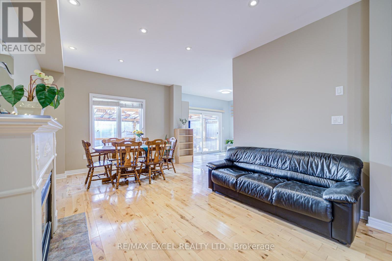 23 Lena Drive, Richmond Hill (Rouge Woods), Ontario  L4S 2V4 - Photo 13 - N12216104