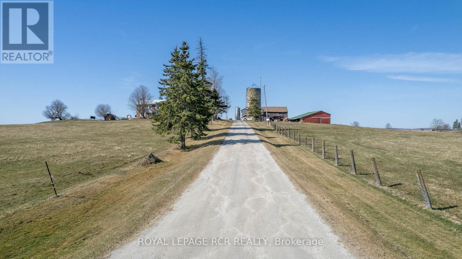 17130 8th Concession, King, Ontario  L0G 1T0 - Photo 3 - N12216196
