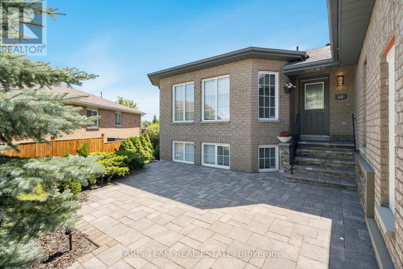46 Kell Place, Barrie (Bayshore), Ontario  L4N 9K5 - Photo 3 - S12216158