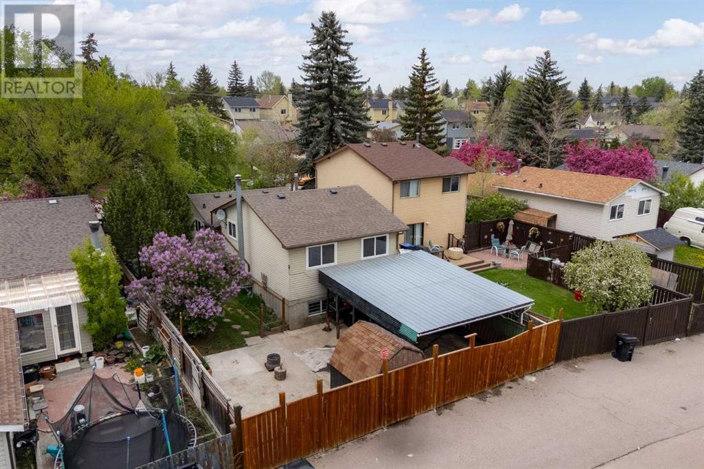 92 Erin Woods Drive Se, Calgary, Alberta  T2B 2S1 - Photo 37 - A2222354