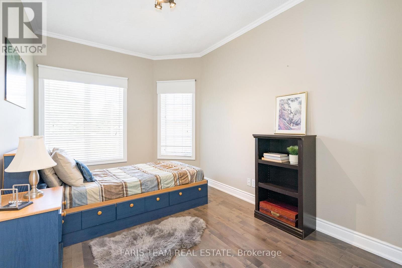 46 Kell Place, Barrie (Bayshore), Ontario  L4N 9K5 - Photo 13 - S12216158