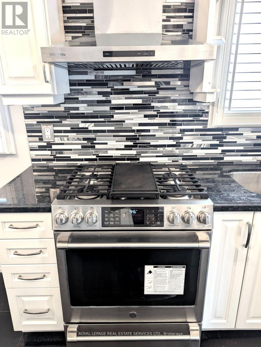 5254 Astwell Avenue, Mississauga, Ontario  L5R 3H8 - Photo 13 - W12214424