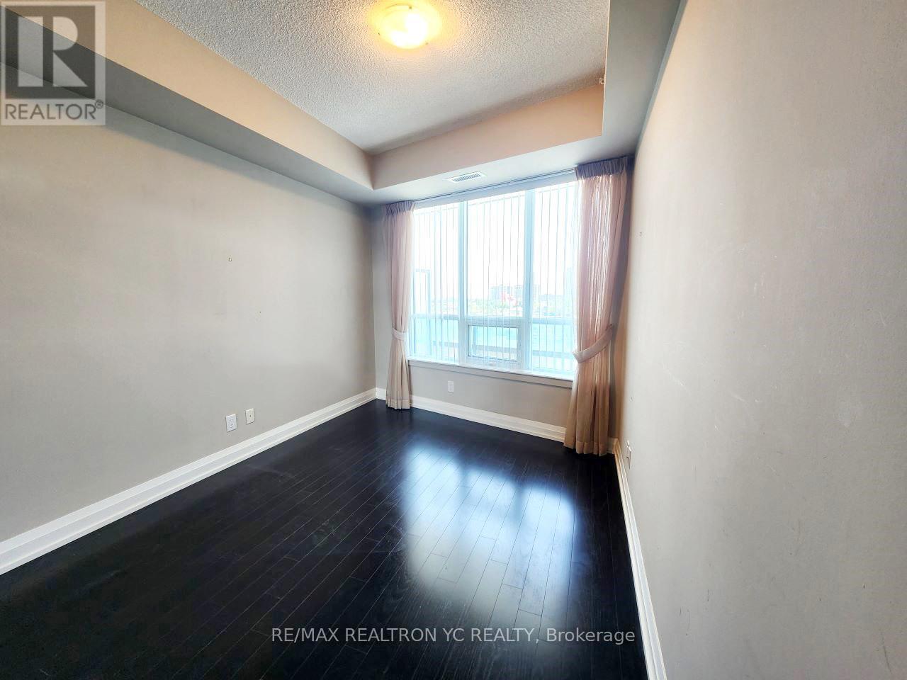 408 - 7171 Yonge Street, Markham (Thornhill), Ontario  L3T 0C5 - Photo 8 - N12216194