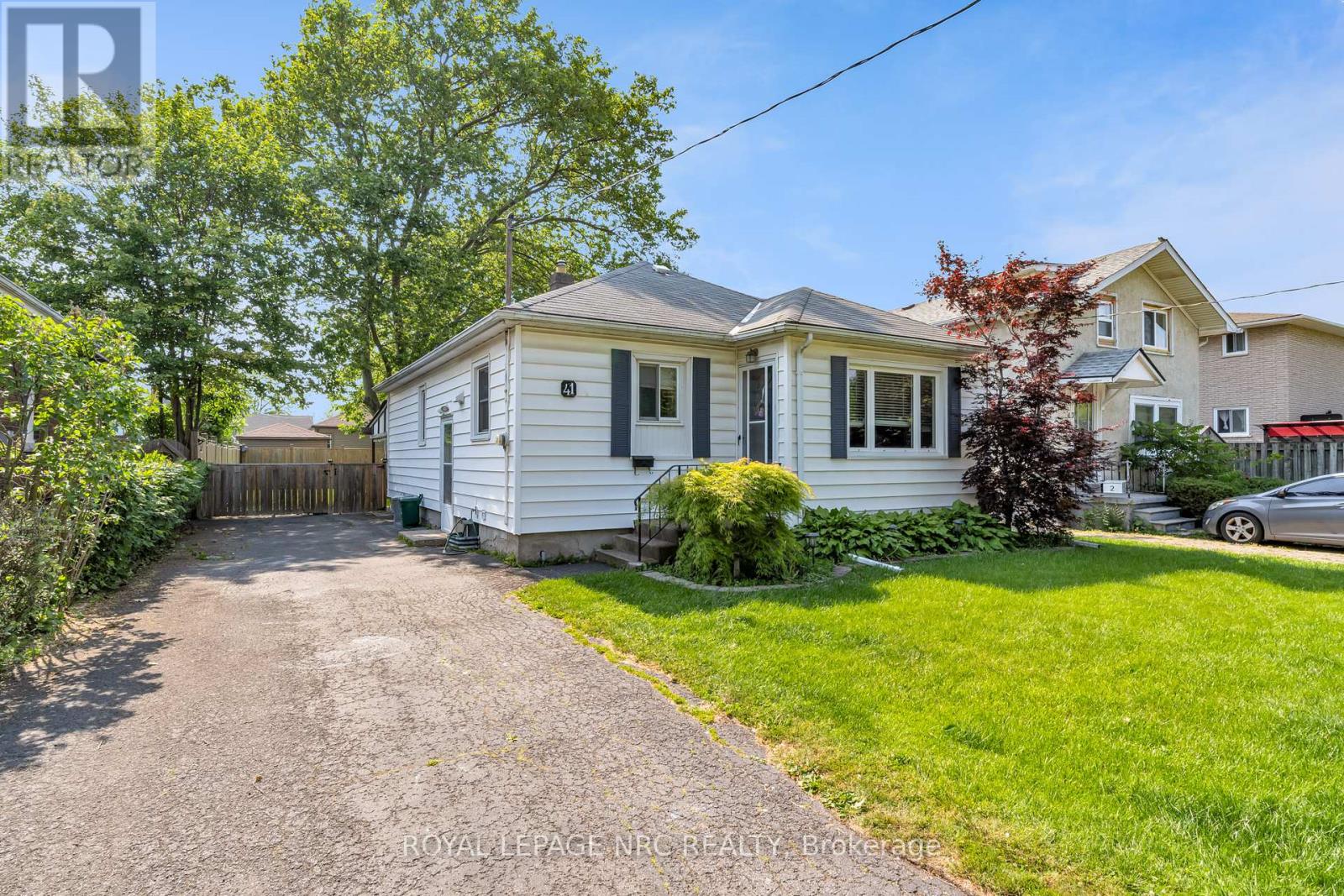 41 Perth Street, St. Catharines, Ontario  L2P 3C8 - Photo 1 - X12215908